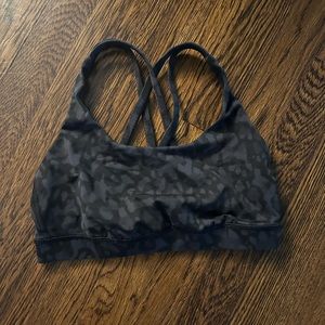Lululemon Energy Bra - size 6